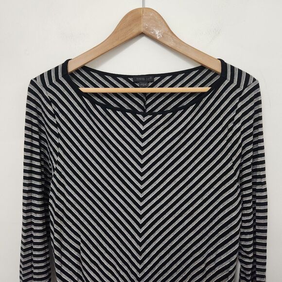 J JILL Women's Black White Striped Stretch Comfort Long Blouse Top Size M - Picture 2 of 7